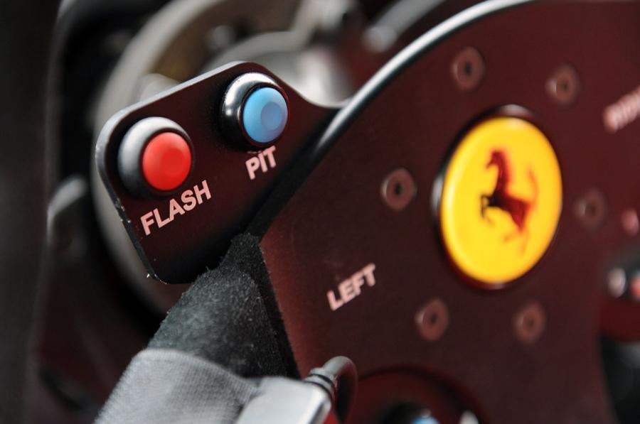  Ferrari 458 Challenge 2011 года  (фото 19 из 57)